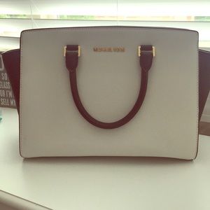 MICHAEL KORS Selma Saffiano Handbag